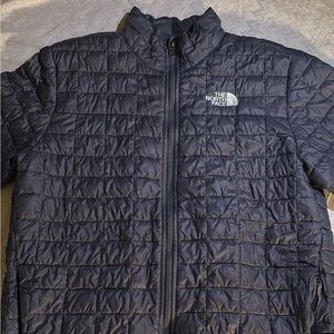 The North Face Men’s Quilted Puffer Jacket — Black